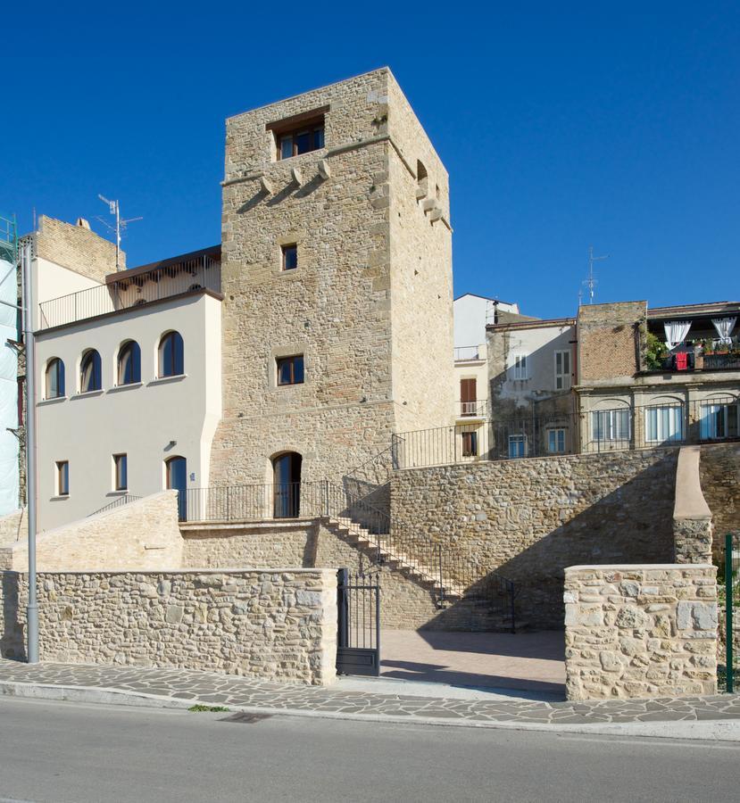 Torre Della Loggia - Dimora Storica - Frühstückspension 2*