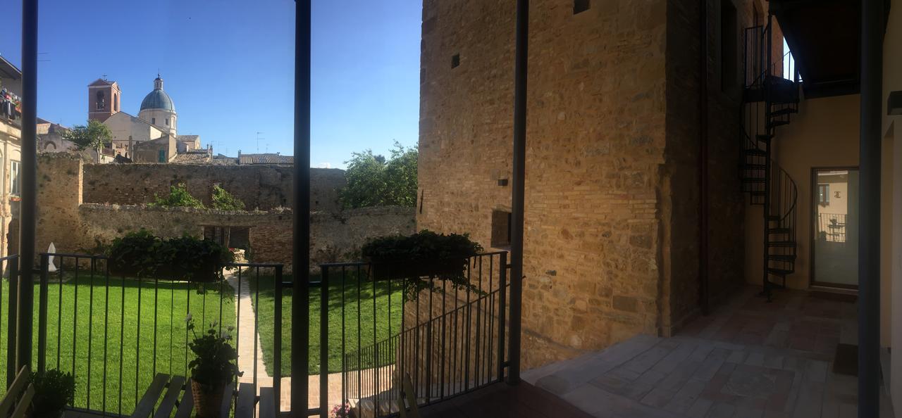 Torre Della Loggia - Dimora Storica - Bed and breakfast 2*