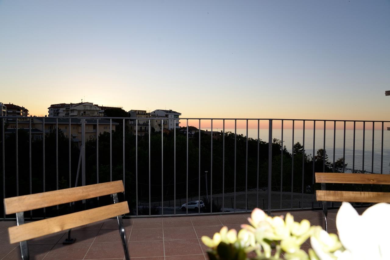 Torre Della Loggia - Dimora Storica - 2* Ortona