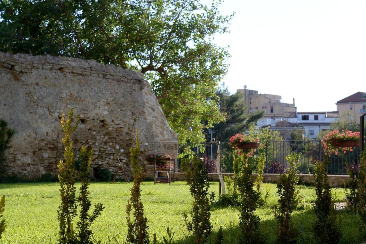 Torre Della Loggia - Dimora Storica - 2*